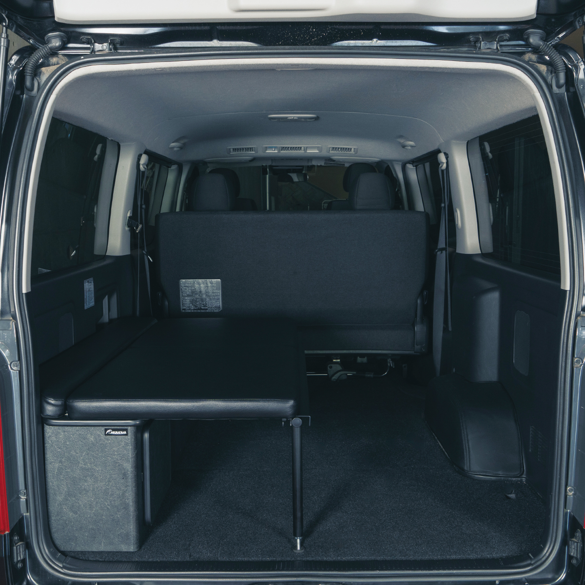 PHANTOM BLACK HALF BED SET