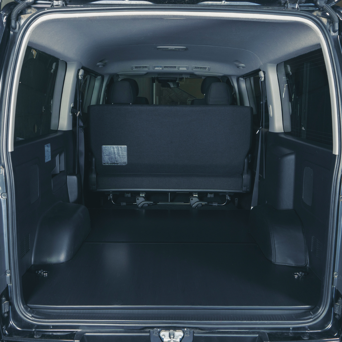 PHANTOM BLACK OPTION FLOOR  KIT